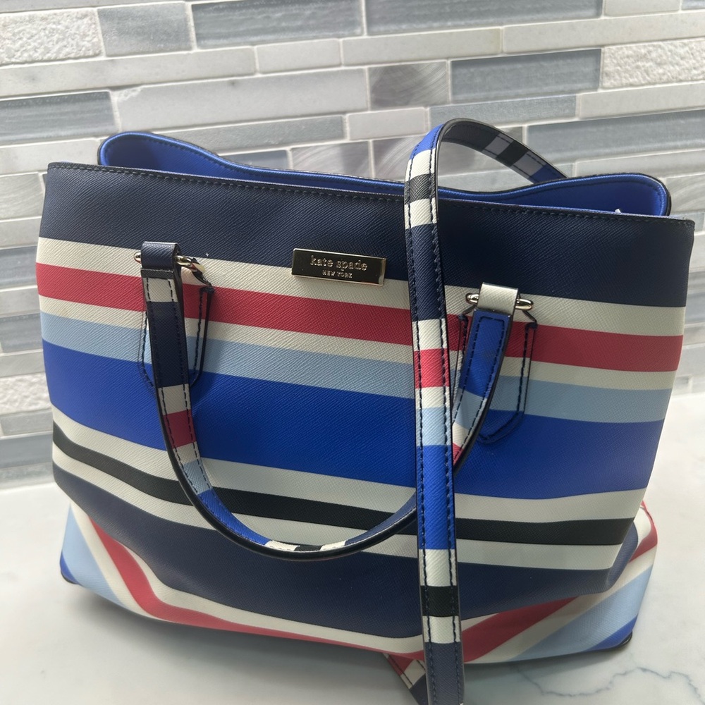 KATE SPADE NEW YORK Coated Canvas Crossbody Bag.